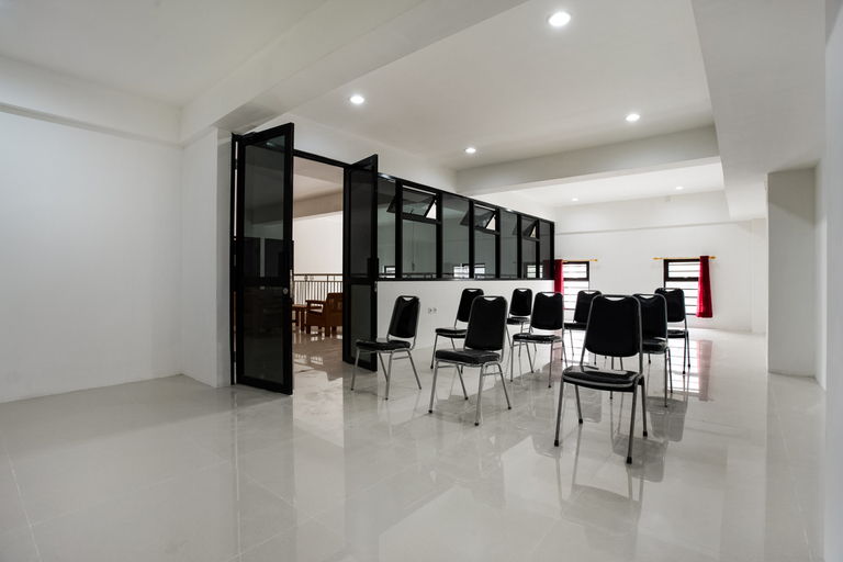 Others 4, Capital O 3463 Cimahi Guest House, Cimahi