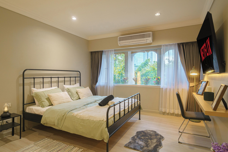 Room 4, Casa Amor, Bang Rak