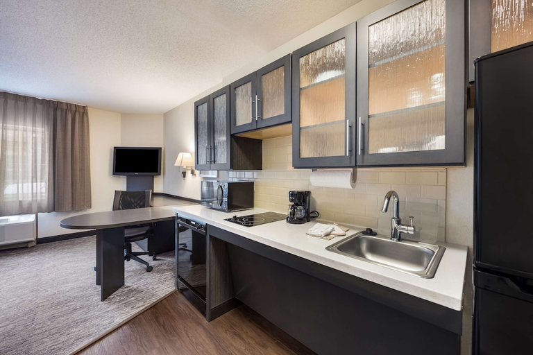Others 3, Sonesta Simply Suites Chicago Naperville, Dupage