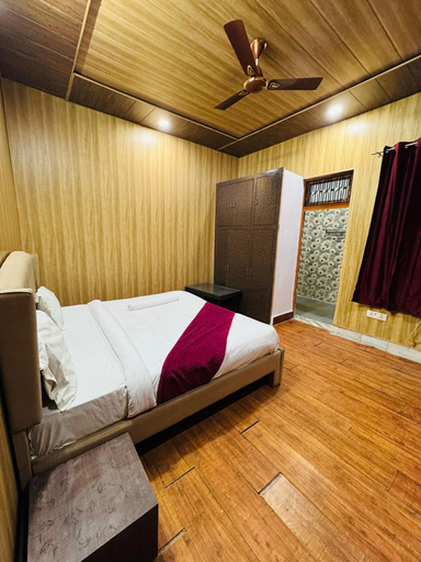 Room 3, Yugantar Stay House, Kaushambi