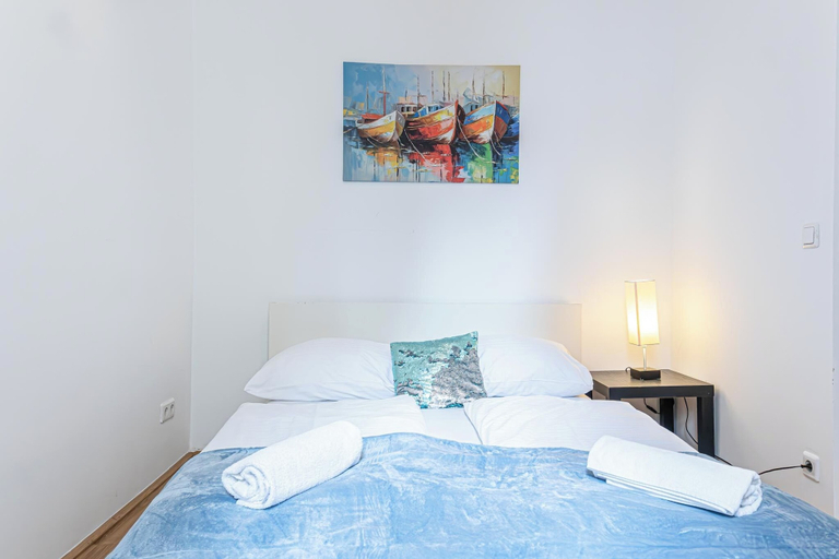 Room 4, Affordable 2BR Apartment Near Belvedere, Wien