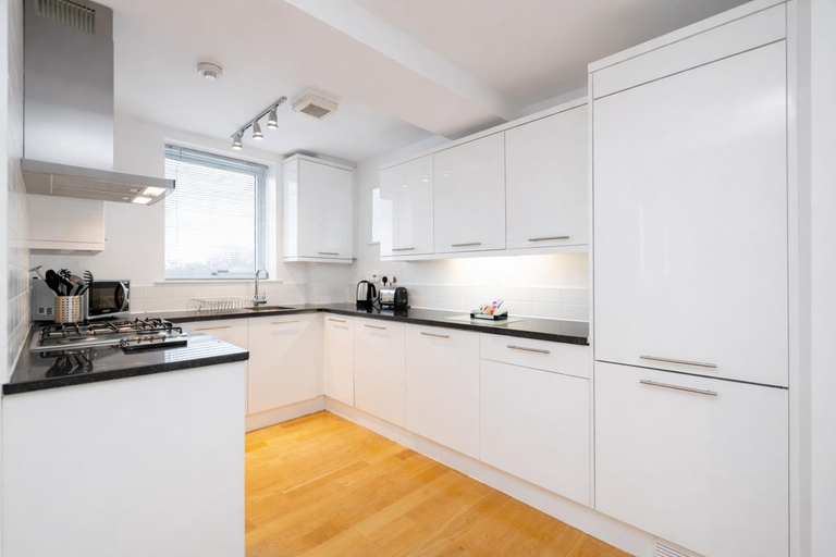 Others 4, Roomspace Serviced Apartments - Kew Bridge Court, London