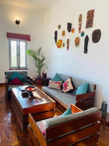 Public Area 3, Shambhala, Bhopal