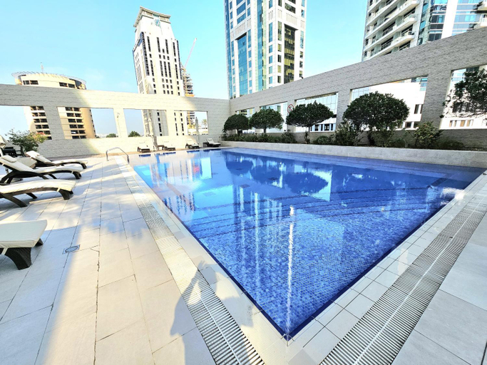 Sport & Beauty 2, Panoramic view next to JBR beach, Dubai