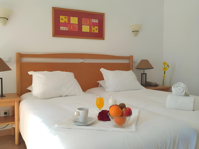 Bedroom 3, Luz Bay, Lagos