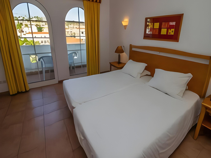 Bedroom 3, Luz Bay, Lagos