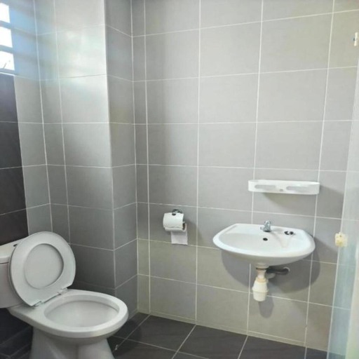 Bathroom, The Suncity Inn, Kampar