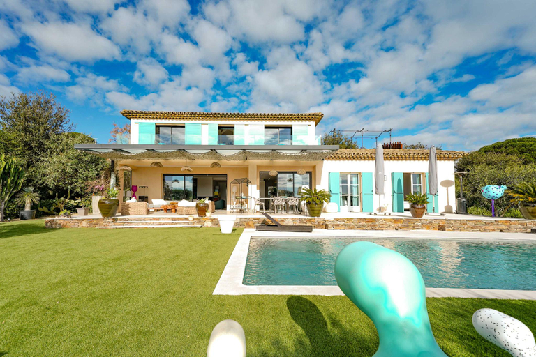 3, Exceptional Villa a/c 4BR/8P with Pool & Sea View, Var