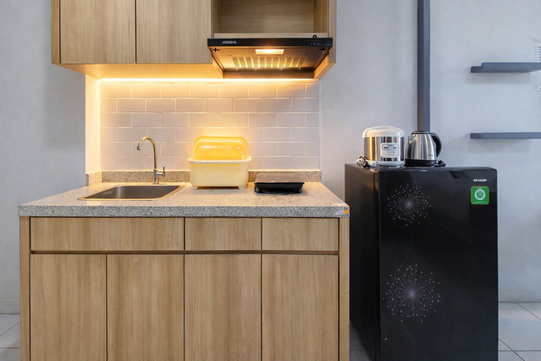 Others 4, Basic Studio at Tamansari Prospero Sidoarjo Apartment By Travelio, Sidoarjo