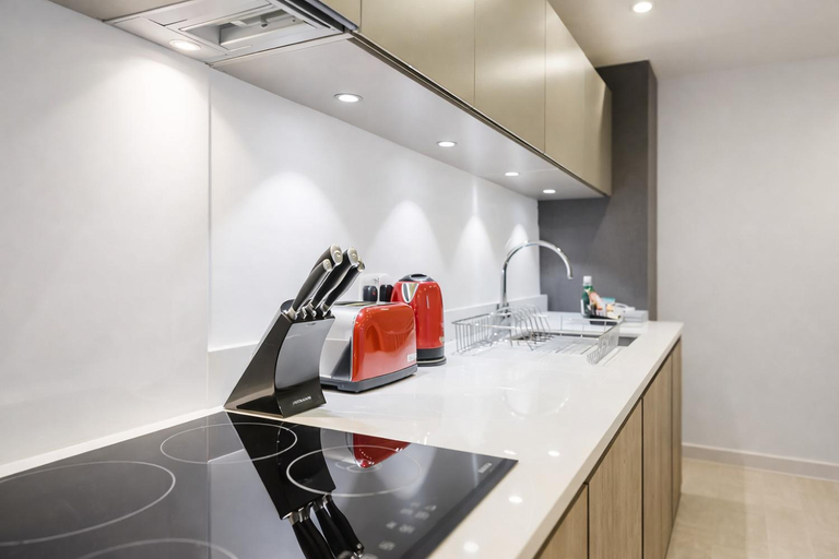 Others 4, Roomspace Serviced Apartments -The Quadrant, London