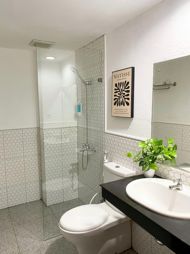 Bathroom, Hotel Grand Praba, Bandar Lampung
