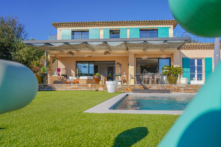 2, Exceptional Villa a/c 4BR/8P with Pool & Sea View, Var