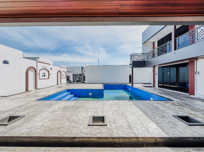 Swimming Pool 5, Homey Studio Ngaglik near UII By Travelio, Sleman