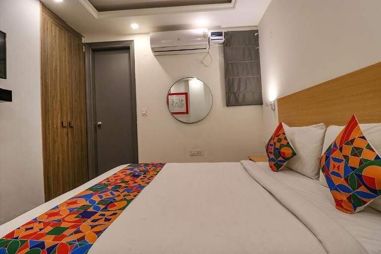 Room 5, Hotel The Chaitanyas Rohini, Delhi