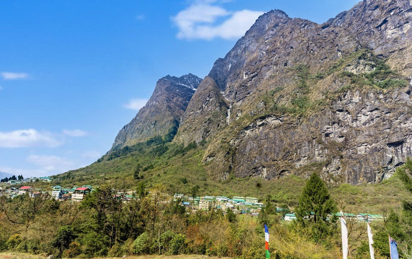 Others, Whispering Pines Lachung, North Sikkim