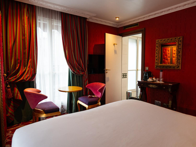 Bedroom 2, La Villa Royale Hotel, Paris