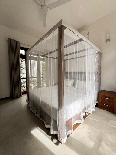 Bedroom 2, Villa Ema, Hikkaduwa