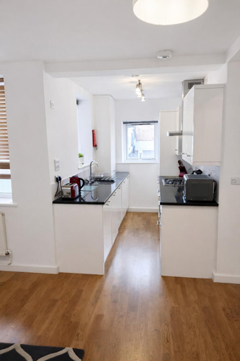 Others 5, Roomspace Serviced Apartments - Kew Bridge Court, London