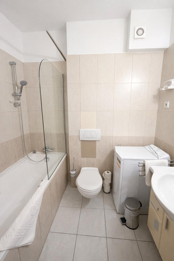 Bathroom 3, Prater Residence , Budapesti