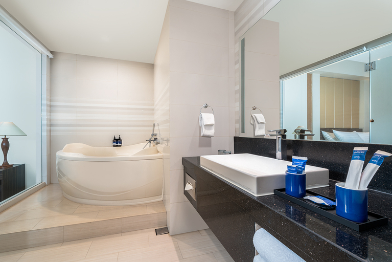 Bathroom 5, Aston Cimone Hotel & Convention Center, Tangerang