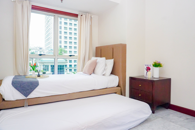Bedroom 2, Modern Look 2BR at Pavilion Sudirman Apartment By Travelio, Jakarta Pusat