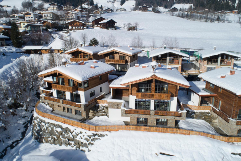 Exterior & Views 1, Chalet Stay near Krimml Waterfalls, Zell am See