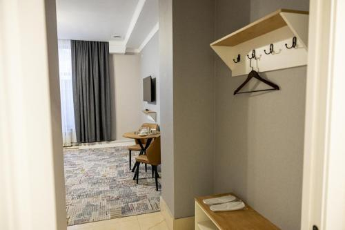 4, AVANT Hotel, Bishkek