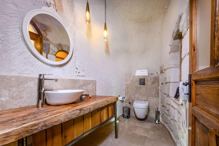 Bathroom 2, Panoramic Cave Hotel, Nevşehir