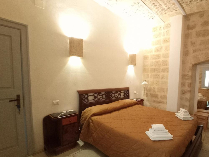 Bedroom 2, Bed & Breakfast Casa Lopez, Barletta-Andria-Trani