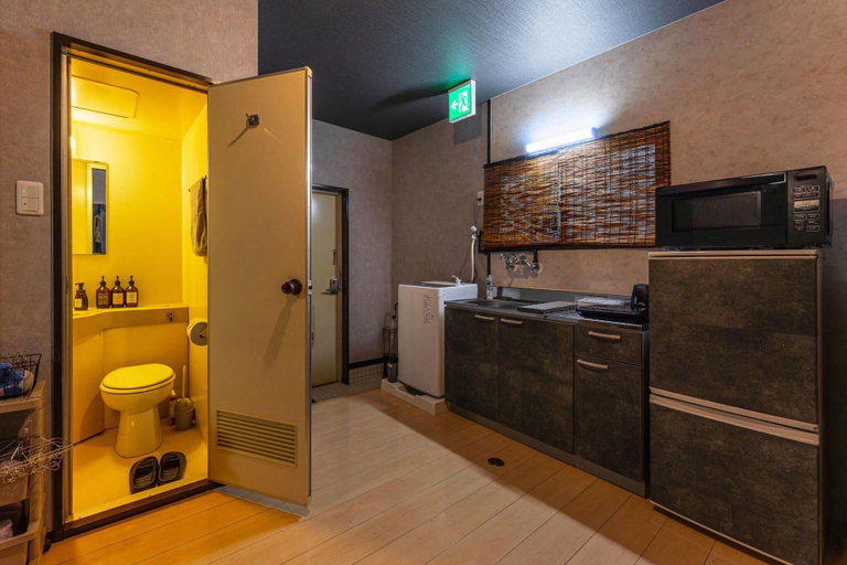 Bathroom, Oyado Kinokuniya Naka-machi, Nagasaki