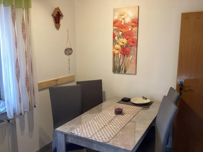 Others 4, Gemutliche Ferienwohnung mit Garten in Zenting, Freyung-Grafenau