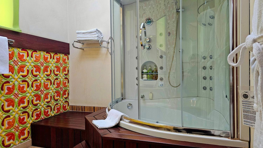 Bathroom 4, Eski Masal Hotel, Antalya