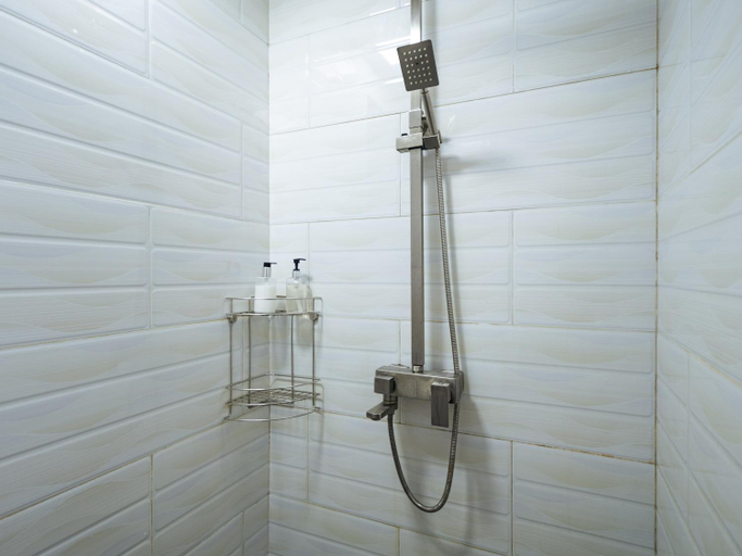 Bathroom 3, La Solara Villa, North Ari Atoll