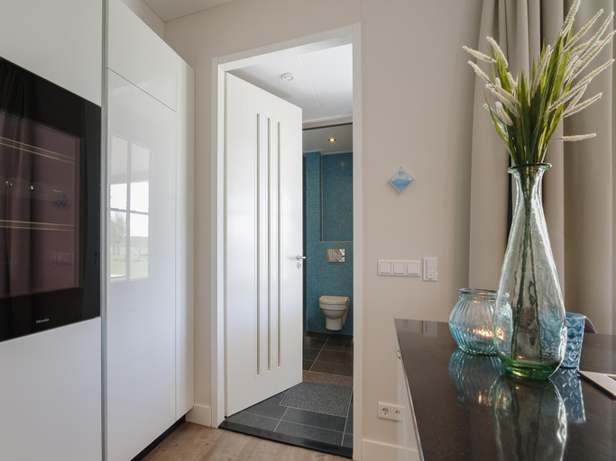 5, Villa near Oosterschelde with Game Room, Noord-Beveland