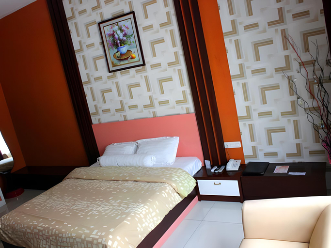 Bedroom 2, Golden Harvest Hotel, Jambi