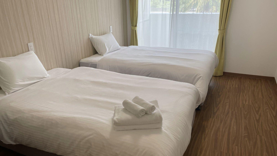 Bedroom 2, Bibi Hotel Miyako Kuukoumae, Miyakojima