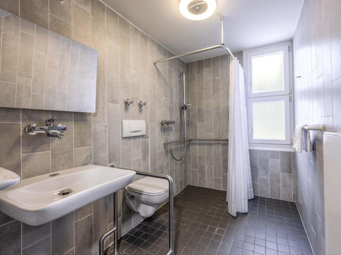 Bathroom, B&B HOTEL München Schwabing, München