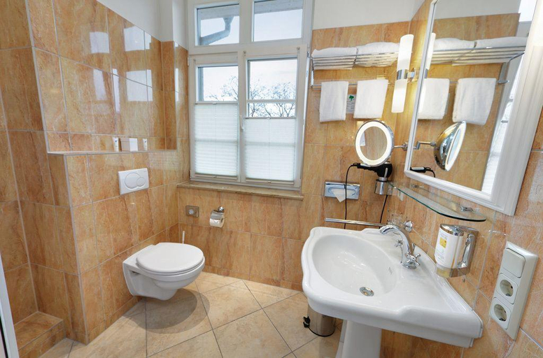 Bathroom 5, Sunday Resort Schwielowsee - Hotel, Potsdam-Mittelmark