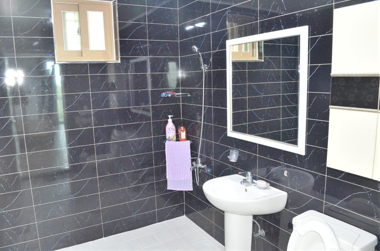 Bathroom, Bada ann pension, Hwaseong
