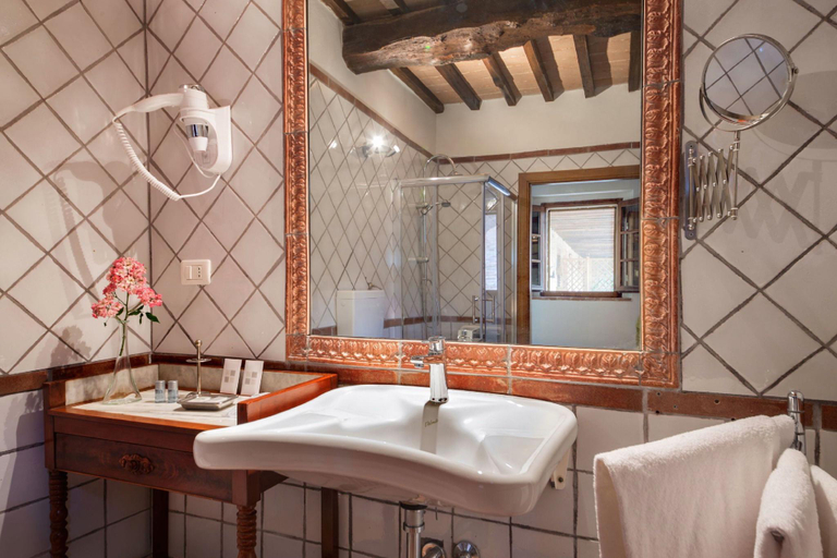Bathroom 4, Abbadia Sicille Relais, Siena