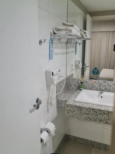 Bathroom 5, San Diego Suites Pampulha, Belo Horizonte