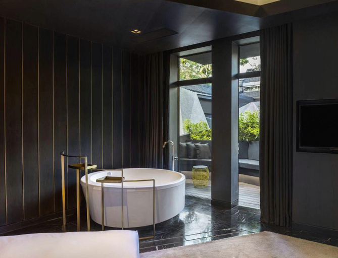 Bathroom 3, Blossom House Prince Kung’s Mansion · Beijing Houhai, Beijing