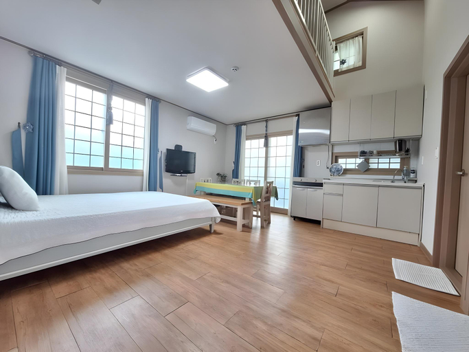Bedroom 2, Jeju Casalinda, Jeju