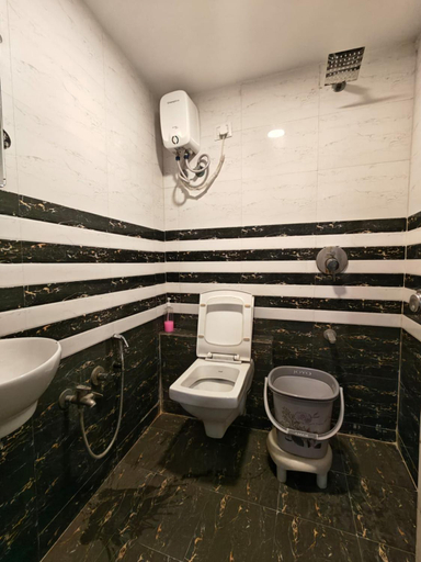 Bathroom 4, Hotel Karnavati, Ahmadabad