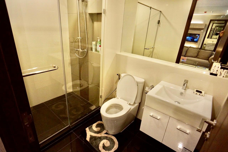 Bathroom, Luxury Apartment near Downtown, Sathorn