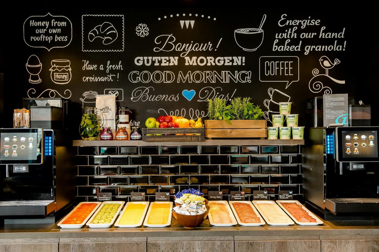 Food & Drinks 4, Motel One London - Tower Hill, London