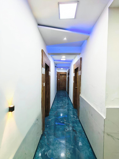 Public Area 3, Hotel Karnavati, Ahmadabad