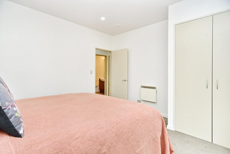 Bedroom 2, High Country Villa 250 - Terrace Downs Resort, Selwyn