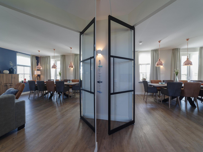 4, Villa near Oosterschelde with Game Room, Noord-Beveland