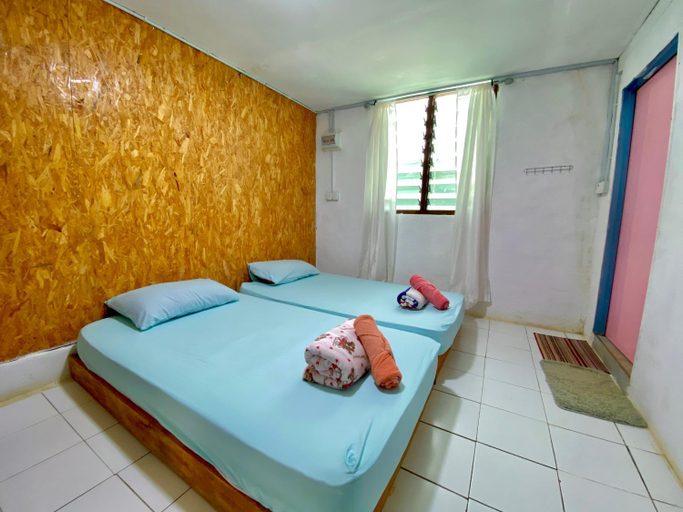 Bedroom 2, DA Family Mini Garden, Ranau